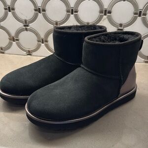 New Ugg mini black and metallic 8
